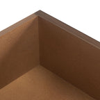 Bureau en bois sculpté deux tiroirs poignées en métal noir cadre ouvert marron classique