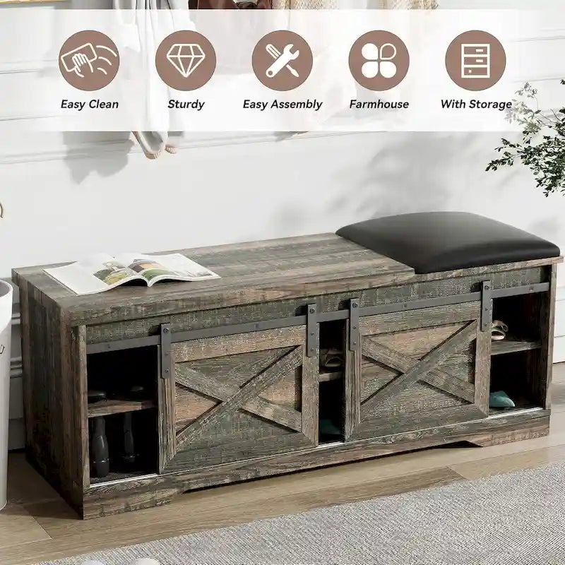 Banc de rangement pour chaussures avec portes coulissantes de style grange, siège rembourré, étagères réglables, blanc et gris