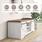 Banc de rangement pour chaussures avec portes coulissantes de style grange, siège rembourré, étagères réglables, blanc et gris