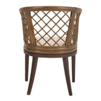 Fauteuil en rotin tressé avec coussin blanc, finition lavis naturel