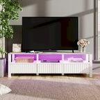 Meuble TV blanc cannelé en bois avec plateau à motif de pierre et lumière LED RGB