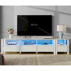 Meuble TV blanc cannelé en bois avec plateau à motif de pierre et lumière LED RGB