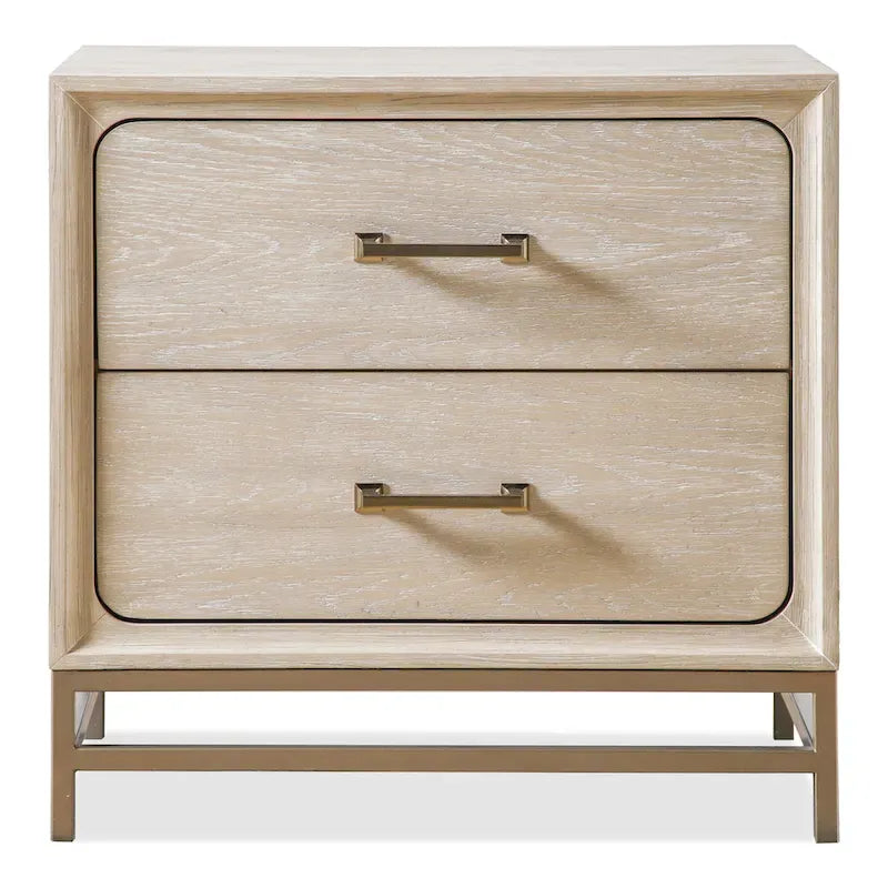 Commode en chêne clair avec pieds en métal doré et tiroirs en cèdre
