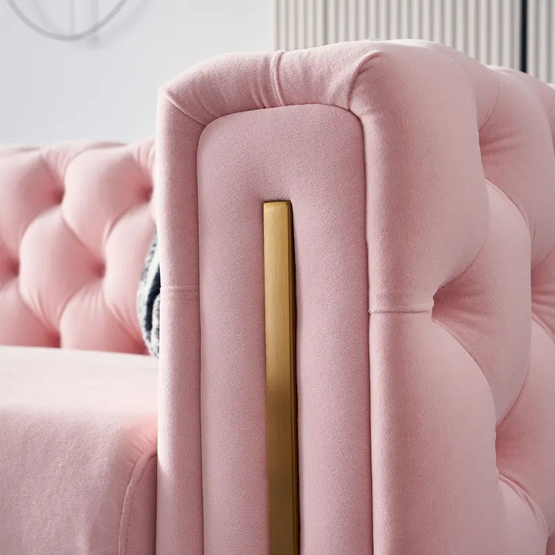 Canapé Chesterfield capitonné en velours avec pieds en métal doré