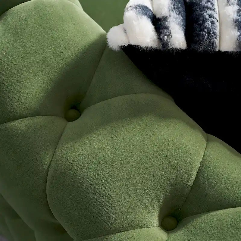 Canapé Chesterfield capitonné en velours avec pieds en métal doré